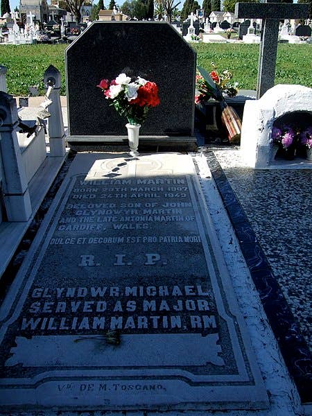 Grave of "William Martin" (now identified as Glyndwr Michael) in <a href="https://en.wikipedia.org/wiki/Huelva">Huelva</a>, Spain.