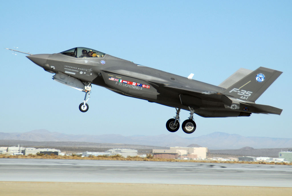 An <a href="https://en.wikipedia.org/wiki/F-35_Lightning_II">F-35 Lightning II</a> of the <a href="https://en.wikipedia.org/wiki/461st_Flight_Test_Squadron">461st Flight Test Squadron</a> landing at Edwards Air Force Base.