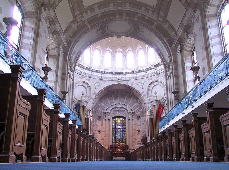 Interior of the Naval Academy chapel. (Wikipedia)