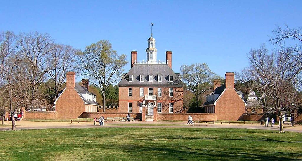 The Williamsburg Governor's Palace in 2000. (Public domain)