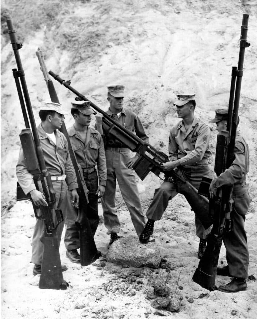 <em>Marines with three M23 and one 24 training aids at Camp Pendleton, October 1956 <em>(U.S. National Archives and Records Administration)</em></em>