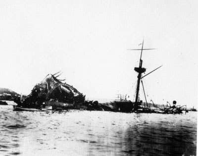 The sunken USS <em>Maine</em> in Havana harbor.
