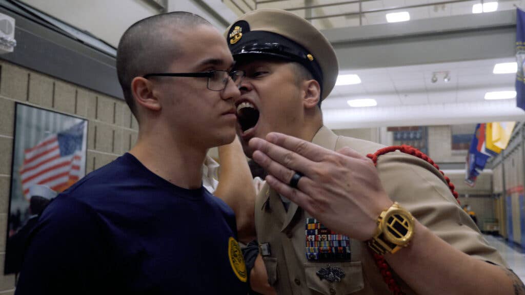 181003-N-RT381-004

GREAT LAKES, Ill. (March 10, 2018) -- Chief Hospital Corpsman Jaime Kalaw, a recruit division commander at Recruit Training Command Great Lakes, disciplines a new recruit during "Night of Arrival" at the Navy's only Boot Camp. (U.S. Navy photo by Austin Rooney/Released)