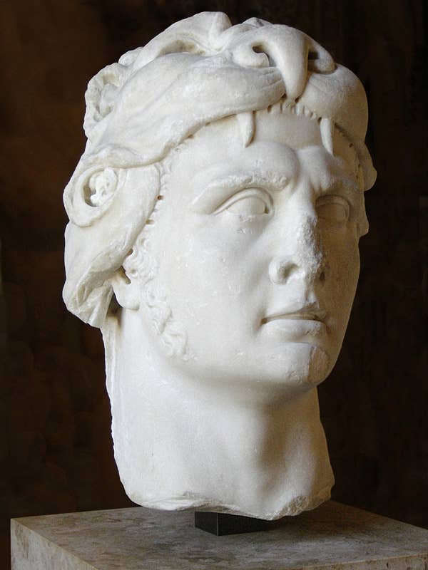 Bust of Mithridates of Pontus, 1st century AD. By Sting – CC BY-SA 2.5