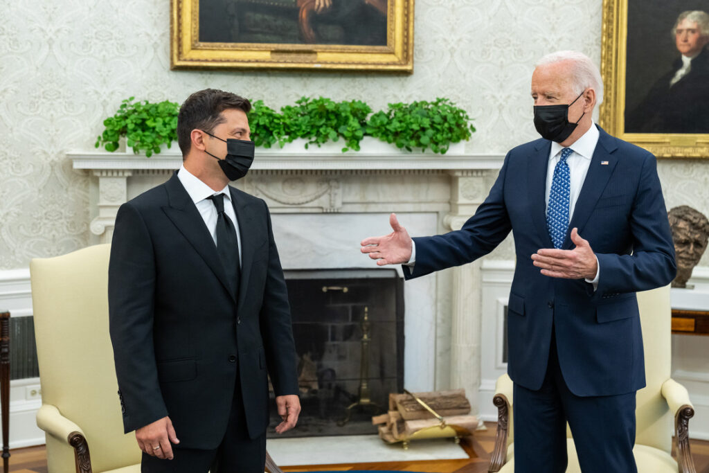 Vladimir Zelenskyy and U.S. president <a href="https://en.wikipedia.org/wiki/Joe_Biden">Joe Biden</a> on 1 September 2021.