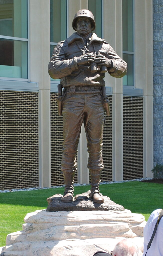 general patton revolvers statue