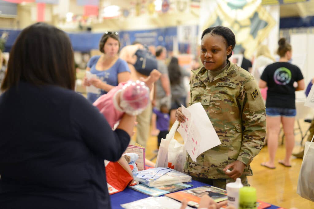 jobs at Fort Carson