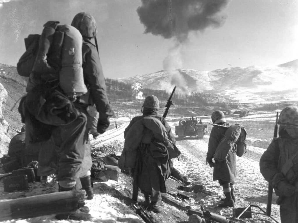 Marines at the Chosin Reservoir. Photo courtesy of the chosinfew.org.