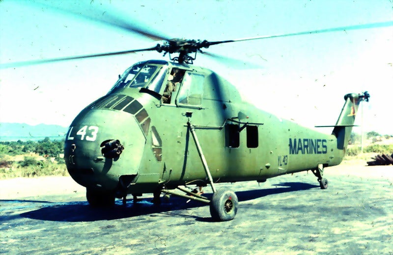 marine UH-34D