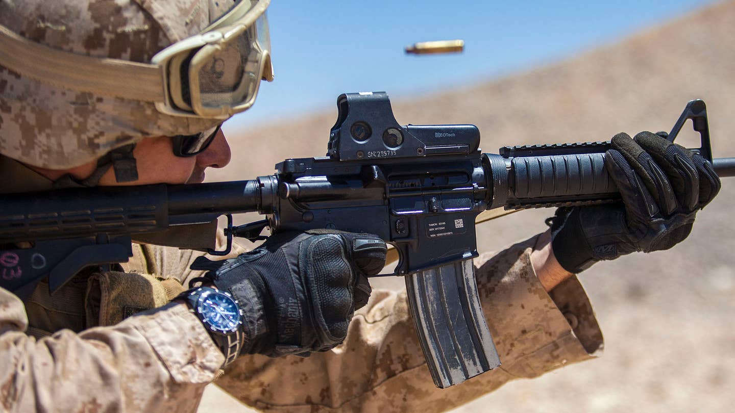 How the first holographic weapon sight replaced itself as SOCOM’s CQB optic