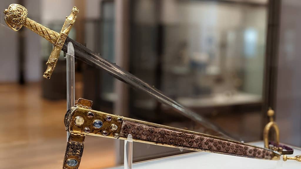 swords from military history