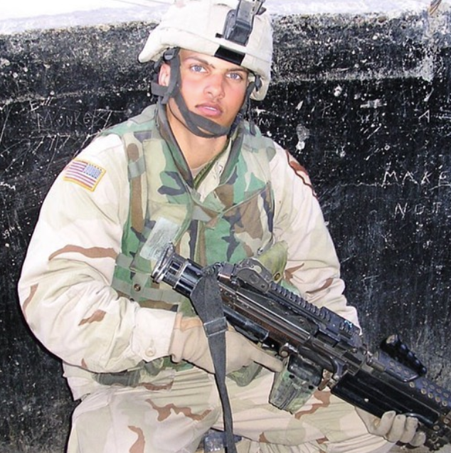 veteran Crossfit jones in Iraq