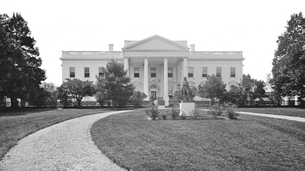 white house north lawn