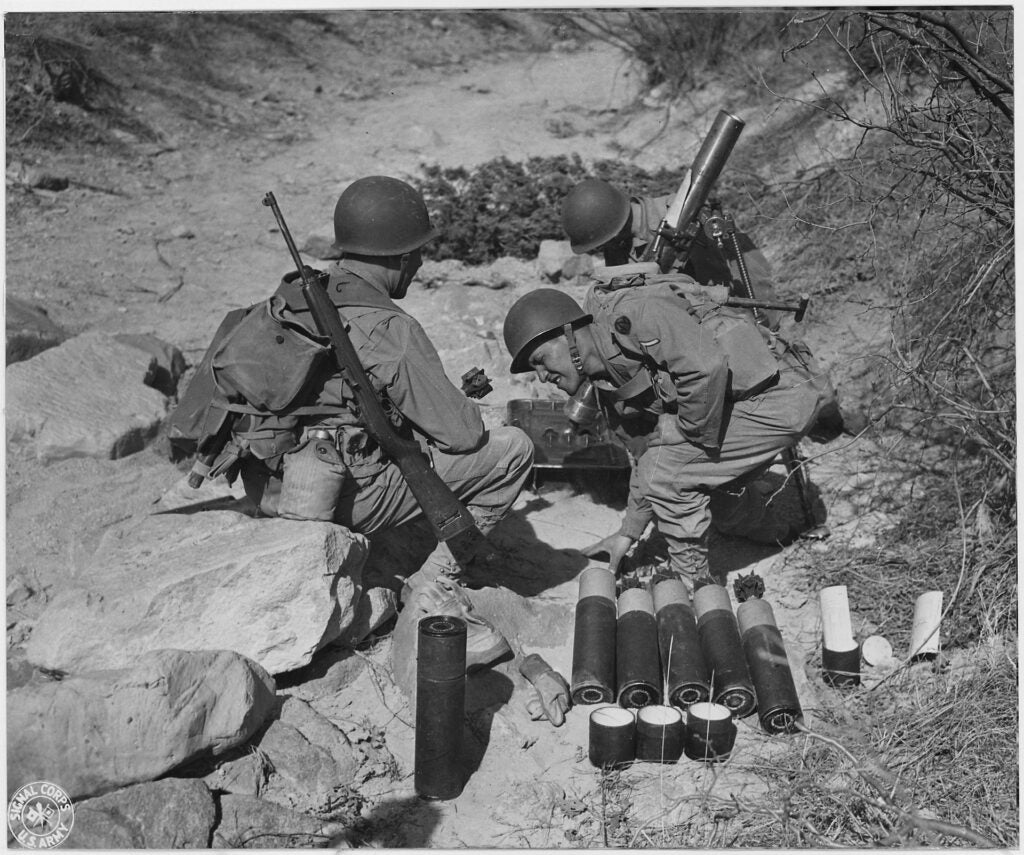 mortar crews with M1 carbine