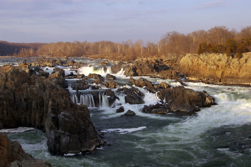 military family trips to great falls on the potomac river