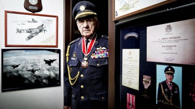 Emil Boček, the last WWII Czech RAF pilot, dies at 100