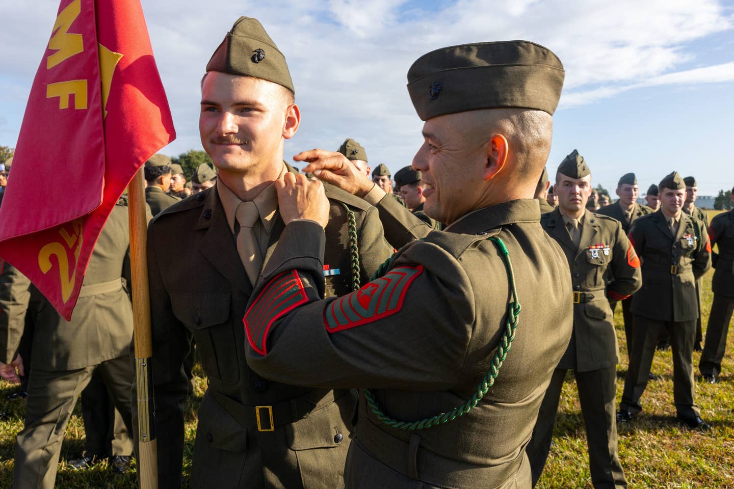 marine french fourragere pinning