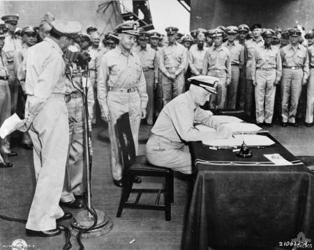 nimitz at japanese surrender