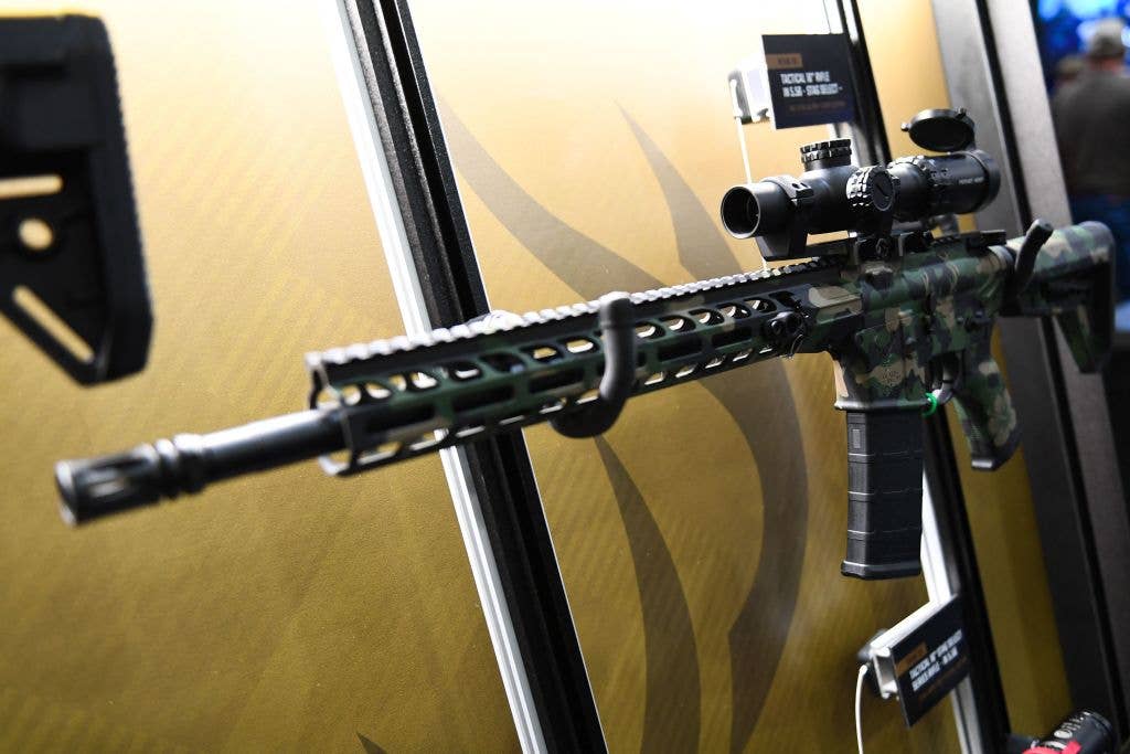 AR-15 accessories scope