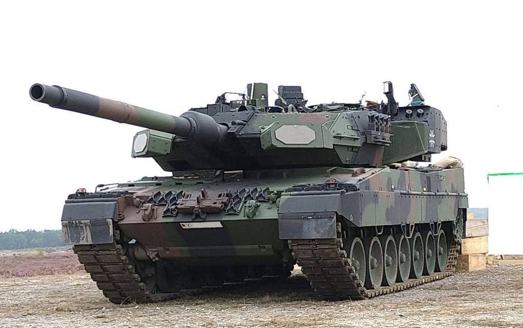 The Trophy APS was successfully tested on the Leopard 2 MBT.