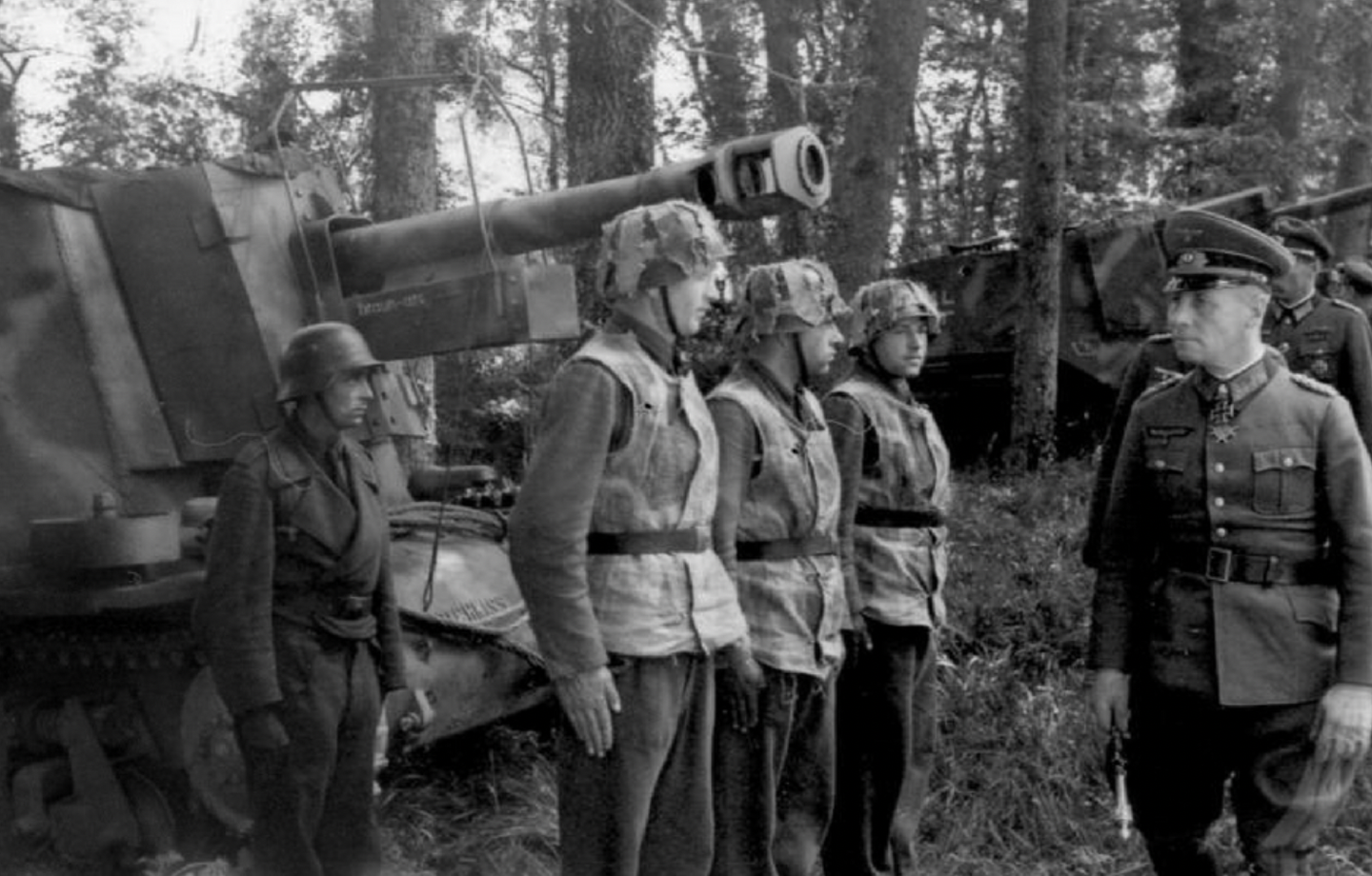 Rommel inspecting 21st Panzer Division in May, 1944. Image: German Federal Archives.