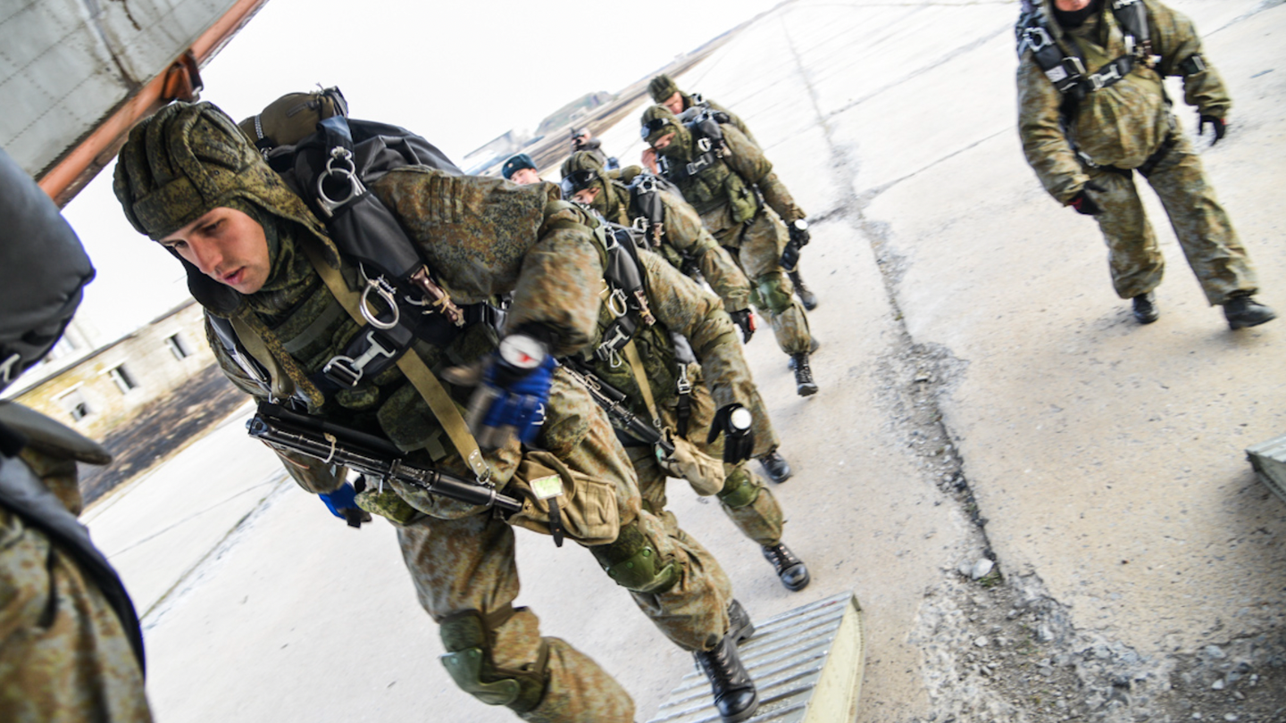 
Paratroopers of the 83rd separate air assault brigade with Arbalet-2 parachute systems enter an Il-76 during the active phase of a tactical exercise with an airborne formation in Ussuriysk. Wikimedia Commons.