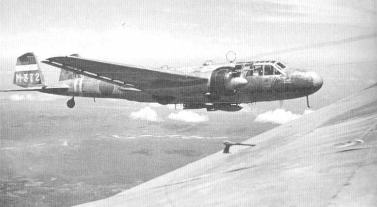 <em>Mitsubishi G3M "Nell" bombers carried out the first raid on Hong Kong (Public Domain)</em>