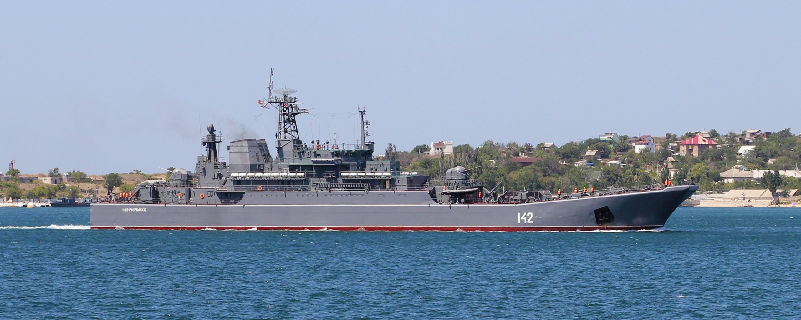 Novocherkassk (BDK-46) is a large landing ship of Project 775 (775 / II) of Ropucha class, which is in service with the Black Sea Fleet of the Russian Navy. Sevastopol bay
George Chernilevsky/Wikimedia Commons