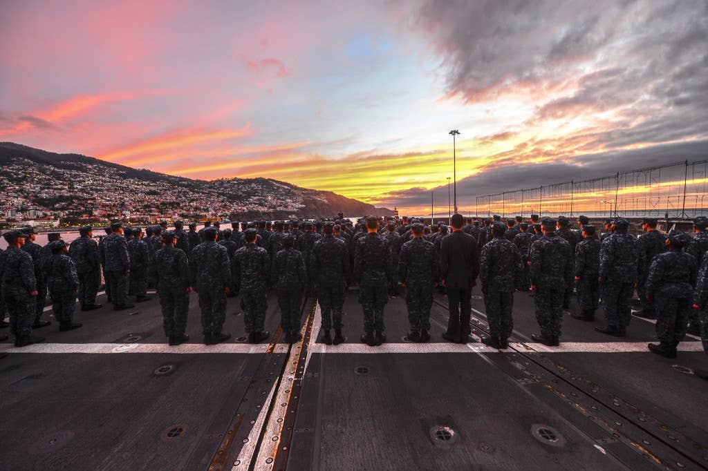 27 gorgeous photos of life in the US Navy