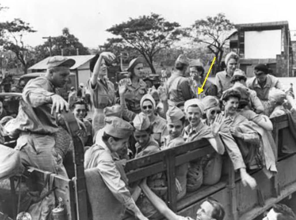 Then-Cpt. Ruby Bradley is evacuated with other prisoners from a Japanese POW camp after its liberation. (Photo: U.S. Army)
