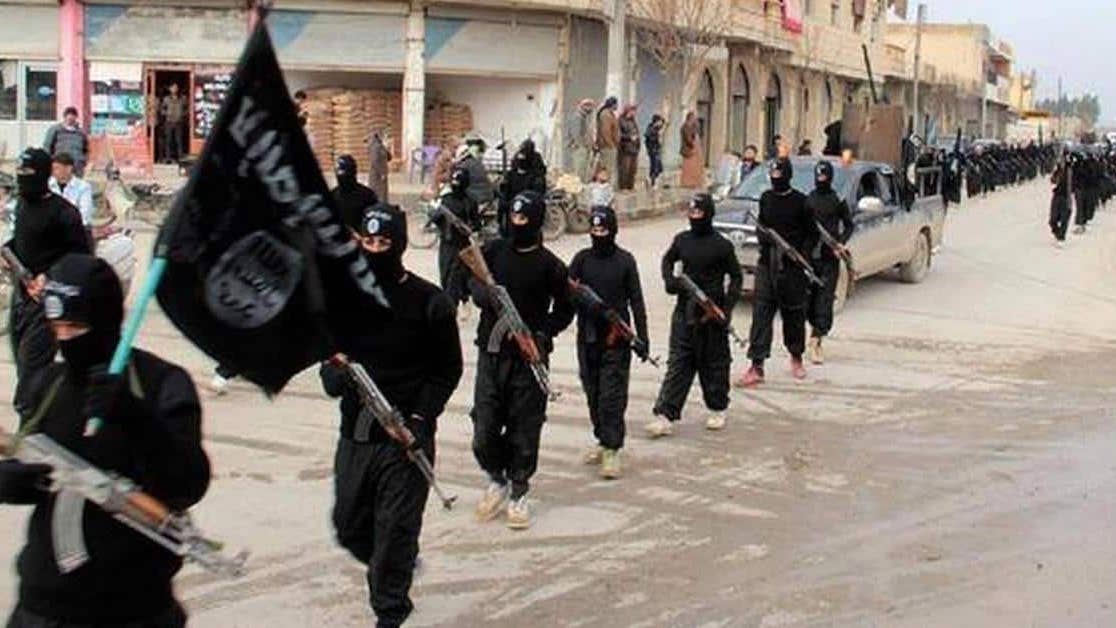 ISIS Fighters ordered to flee or blow themselves up