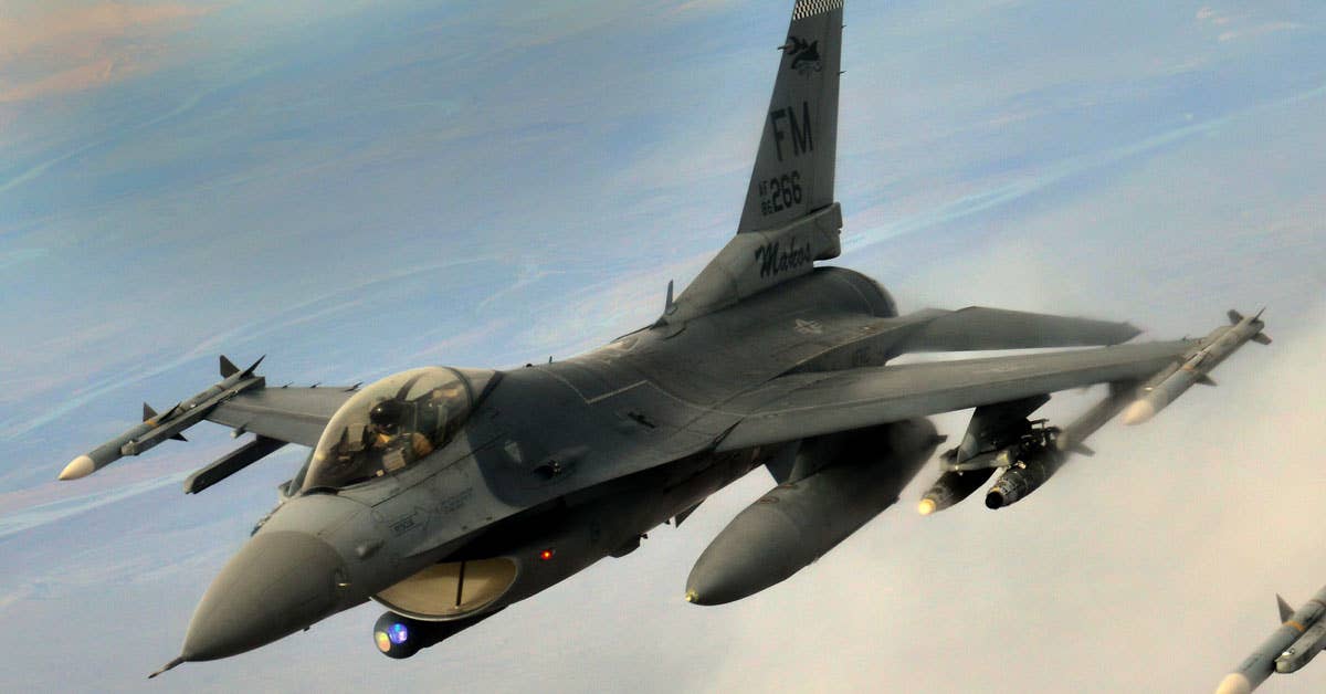 F-16 fighting falcon