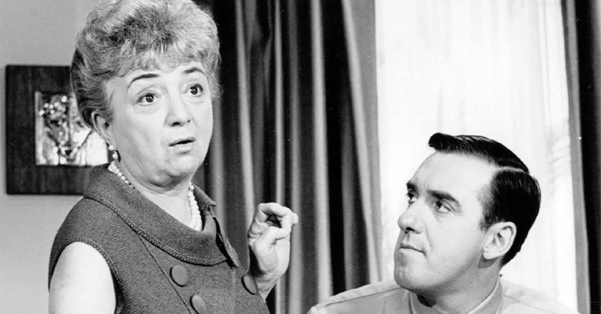 Publicity photo of guest star Molly Picon and Jim Nabors from the television program Gomer Pyle USMC. (Image from CBS)