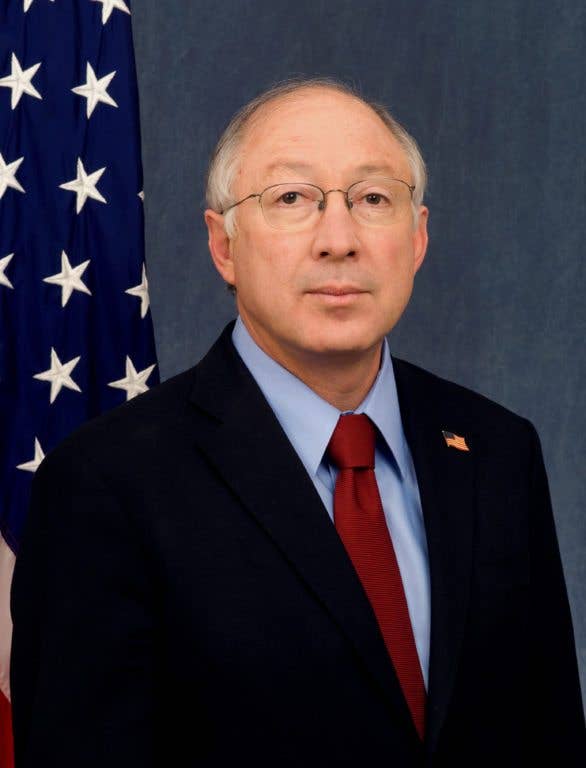 Official portrait of Secretary of the Interior Ken Salazar (Wikipedia)