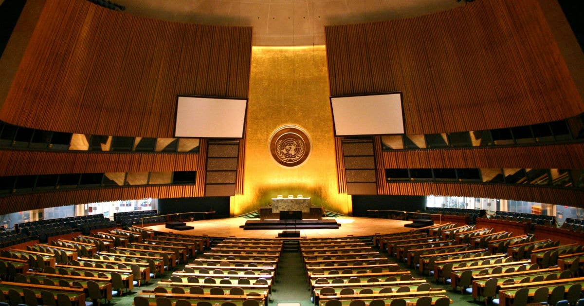 United Nations General Assembly hall in New York, NY. Wikimedia Commons photo by user Avala.