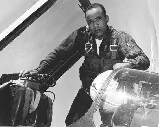 Capt. Benjamin Cloud, Kitty Hawk XO at the time of the race riot in '72. (Photo: U.S. Navy)
