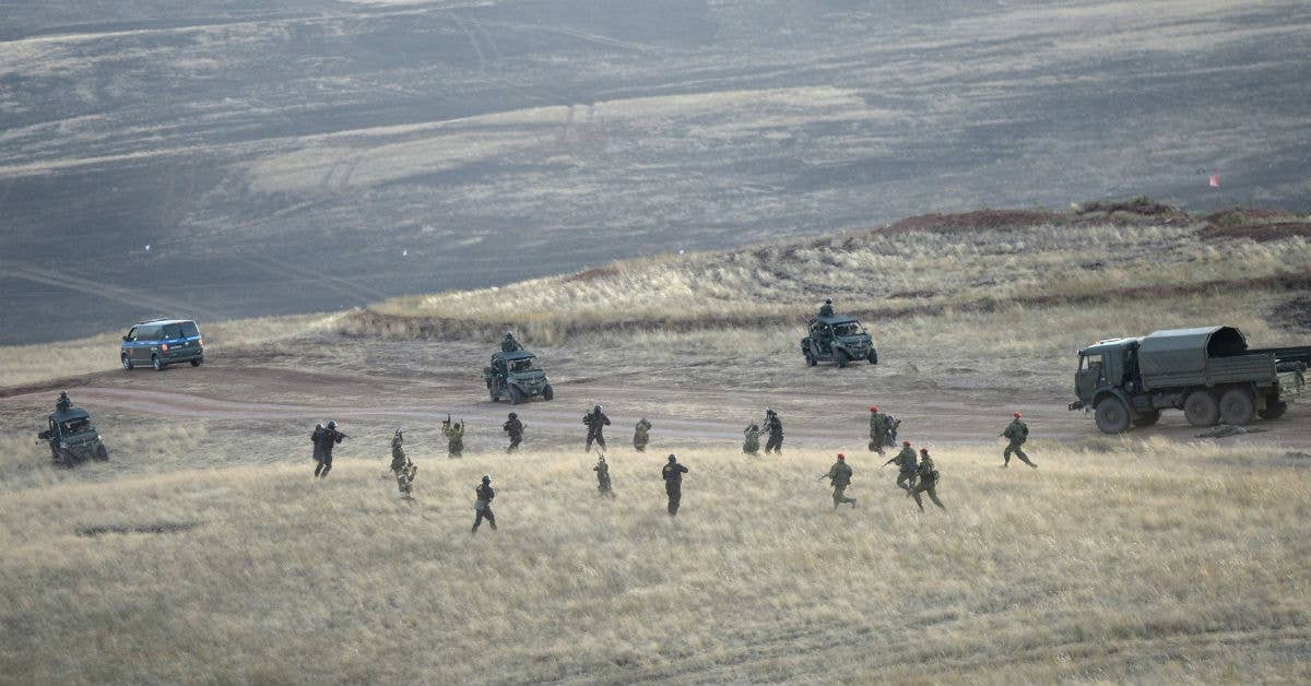 Tsentr-2015 strategic headquarters military exercises. Photo from Russian Kremlin.