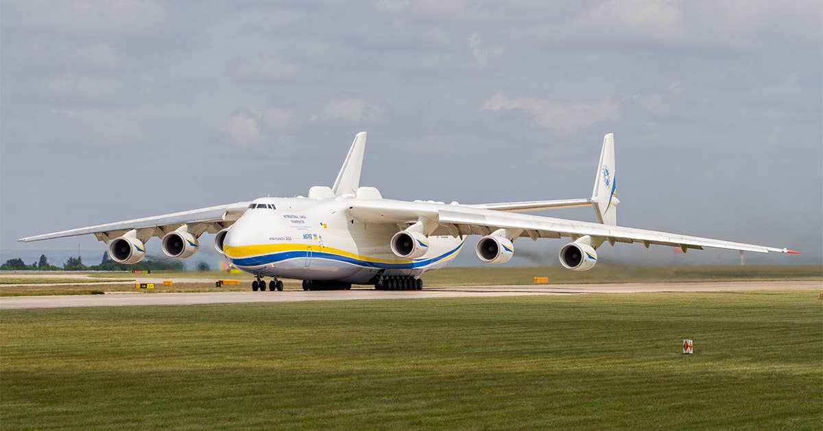The Anotov An-225 was truly immense size, as evident here. (Image from Wikimedia Commons)
