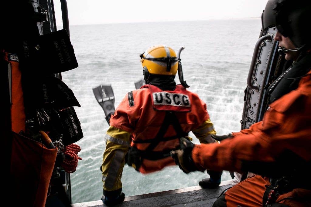 (U.S. Coast Guard photos by Petty Officer 3rd Class Enrique Ferrer)