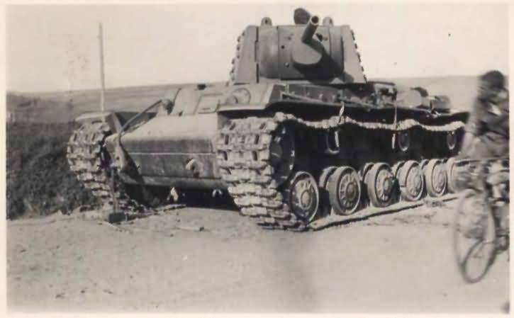 Kliment-Voroshilov Soviet tank