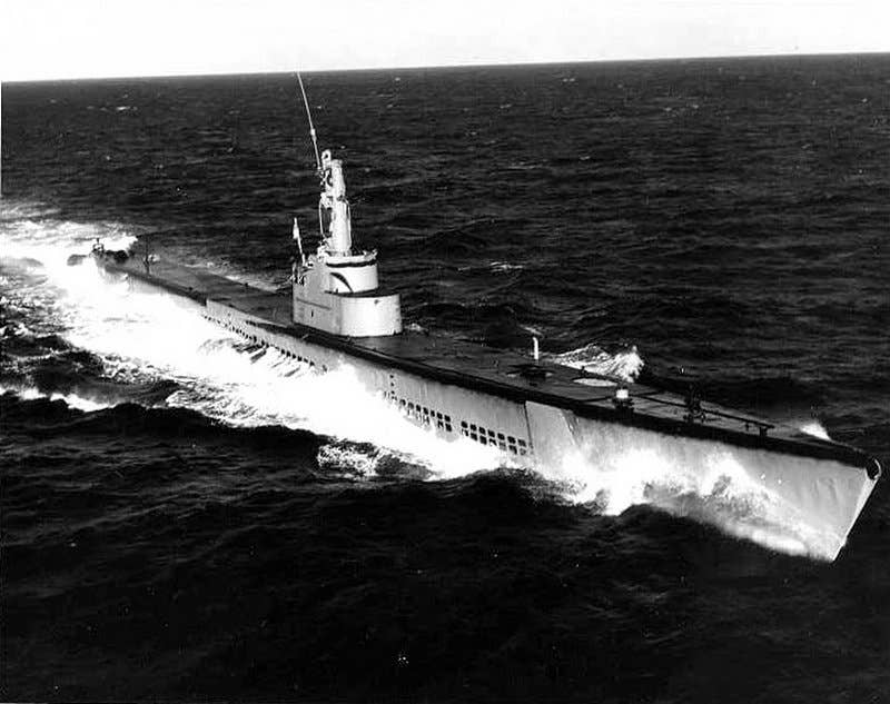 USS Queenfish (SS 393). (US Navy photo)