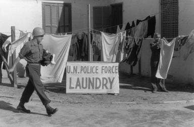 24th December 1956: The laundry at the United Nations (UN) camp in Abu Seuir, Egypt.