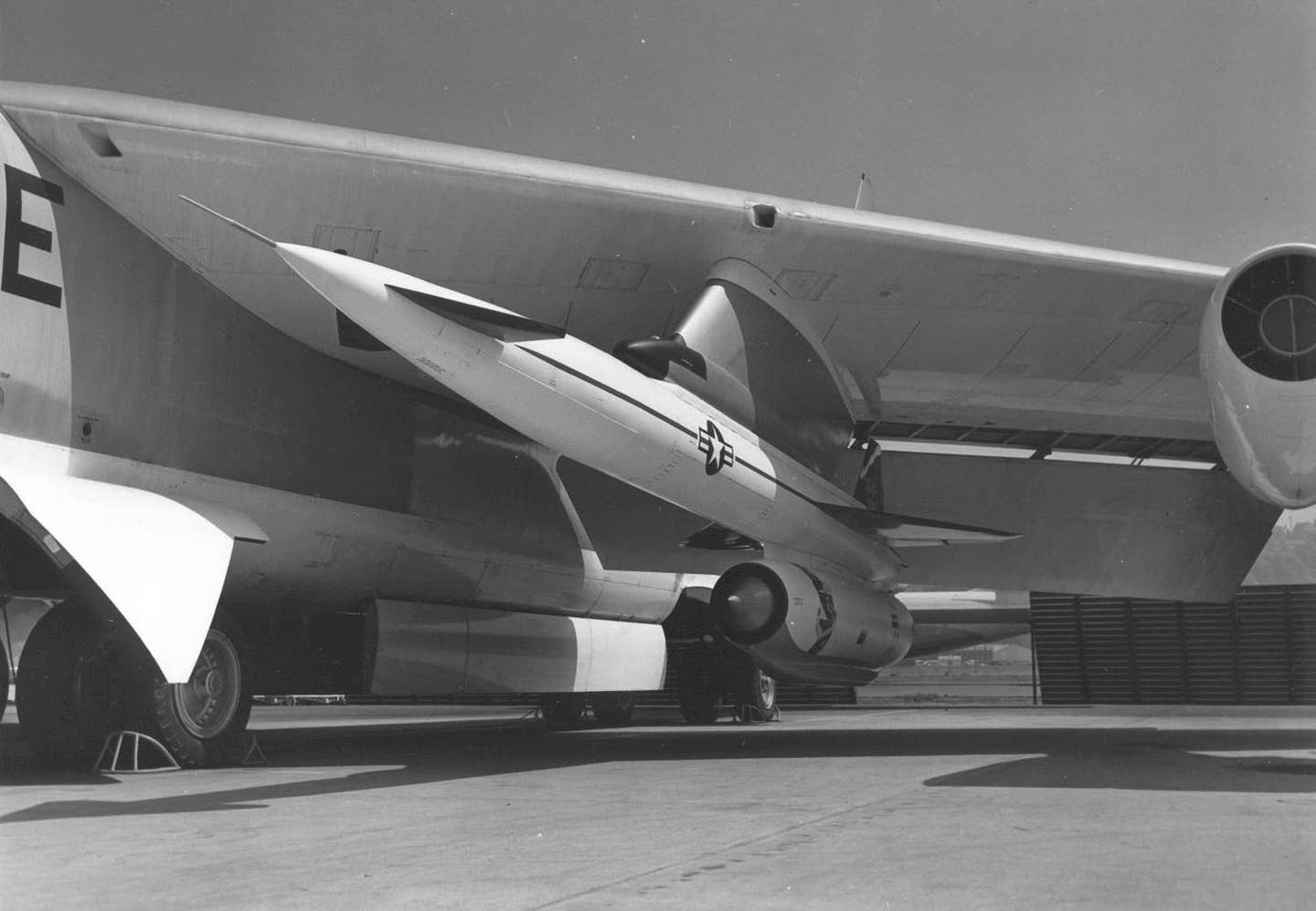 AGM-28 Hound Dog missile loaded on a B-52. (U.S. Air Force photo)