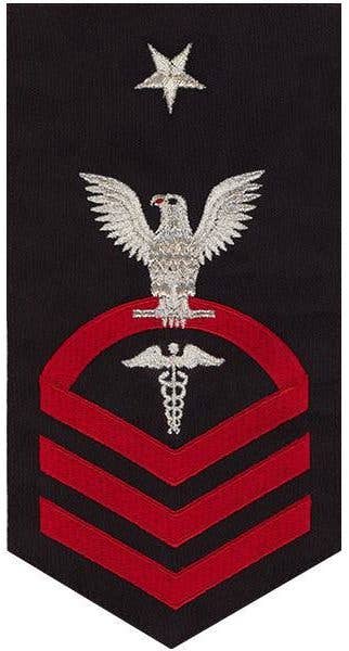 The rating badge for a Senior Chief Hospital Corpsman. (Source: Vanguardmil)