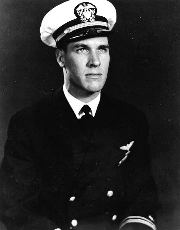 Thomas Hudner as a new aviator in 1950. Photo: US Navy