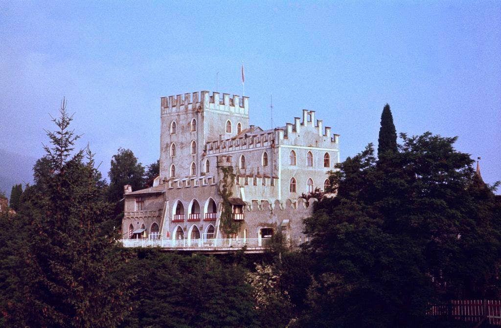 Schloss Itter (Itter Castle) in July 1979. (Photo: S.J. Morgan. CC BY-SA 3.0)