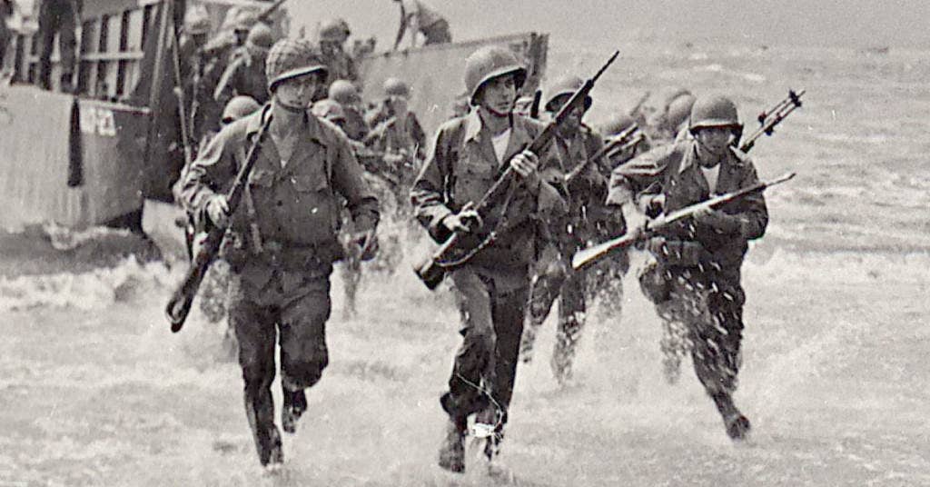 U.S. Marine Corps Raiders hit the island of Makin in World War II. (Photo: Public Domain)