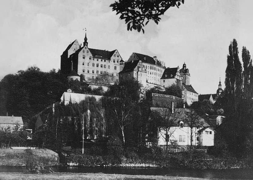 Colditz Castle as seen in 1945. The castle was used as a POW camp by the Germans until it was liberated in 1945. Photo: US Army