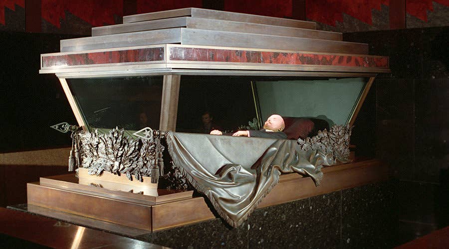 Visiting the tombs of these 6 dictators makes a great summer getaway package