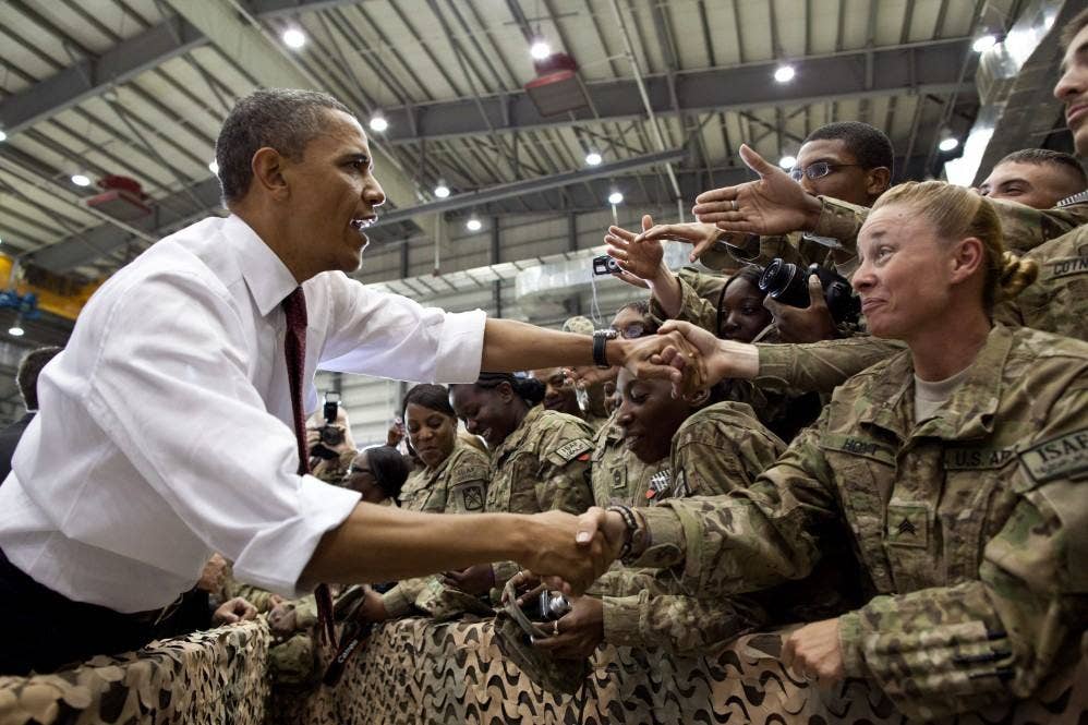 obama visiting troops in combat zone